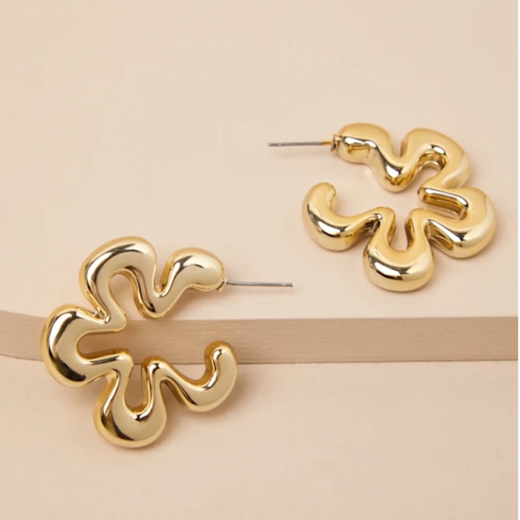 Lulus Pila Gold Chunky Flower Hoop Earrings 10$